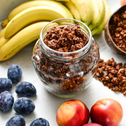 Vegan Healthy Granola Nuts Dates Tahini